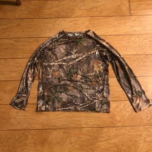 Youth XL Camo long sleeve